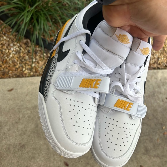 jordan legacy 312 yellow